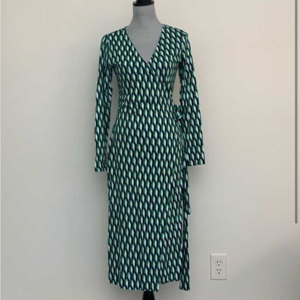 DFV long sleeve Midi wrap dress